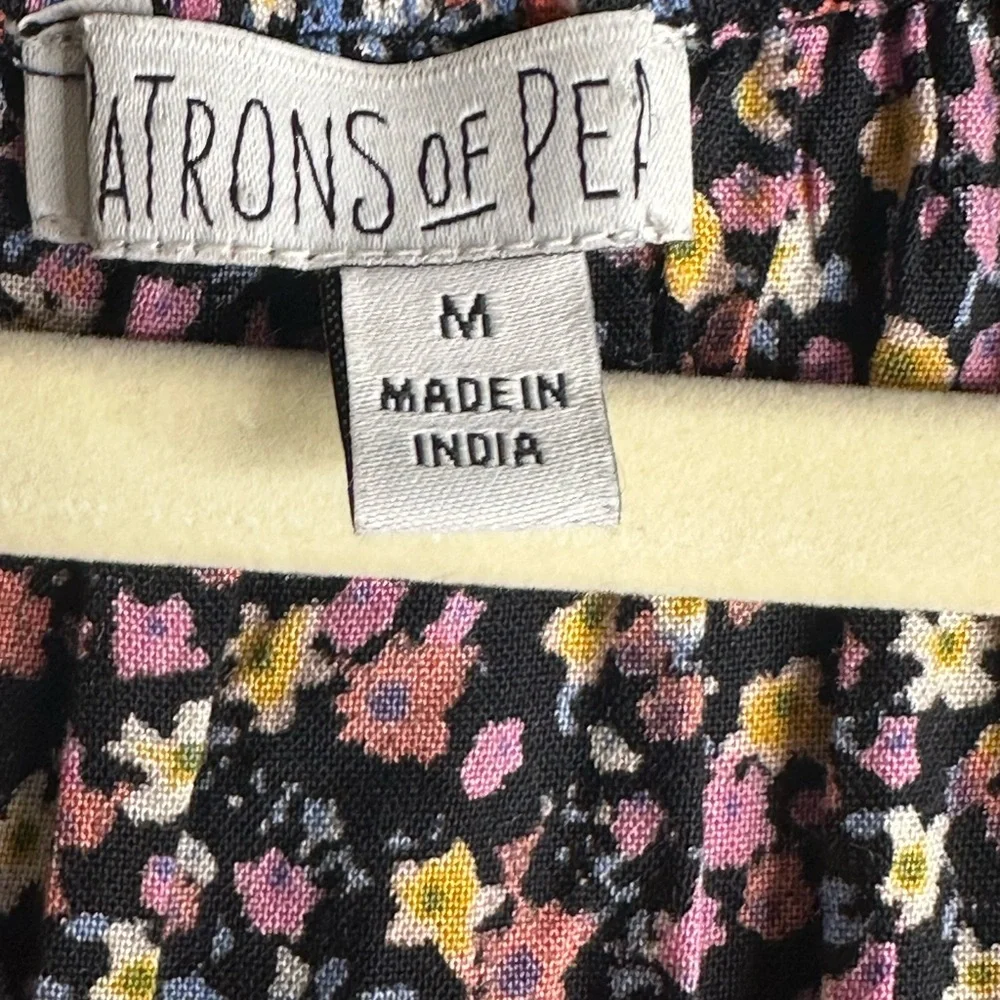 EUC• Patrons of Peace•Size Med• Floral Print• Tiered Ruffle Skirt•Smock Waist - Picture 4 of 8